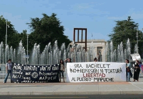 En una gira europea Bachelet asegur&oacute; que en Chile no hay prisioneros pol&iacute;ticos