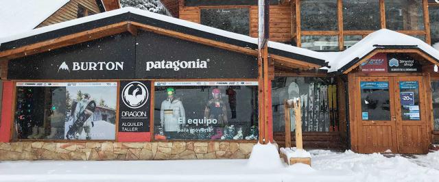 26 RENTAL & SHOP Bariloche - Rental Oficial de Burton Snowboards