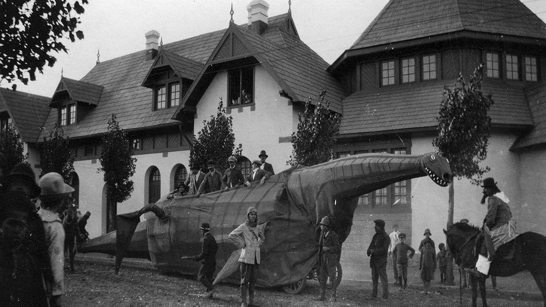 FAB 2025 Muestra: DIA-EXT-BARILOCHE: &laquo;El monstruo y el Sheriff&raquo; de Diego Lumerman (67&#8242;)