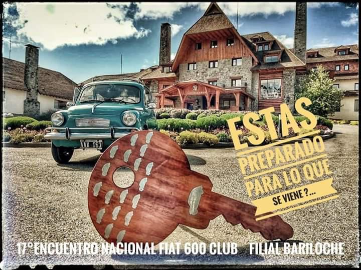 Exposici&oacute;n de los cl&aacute;sicos &#147;Fititos&#148; (Fiat 600) en el predio del Telef&eacute;rico Cerro