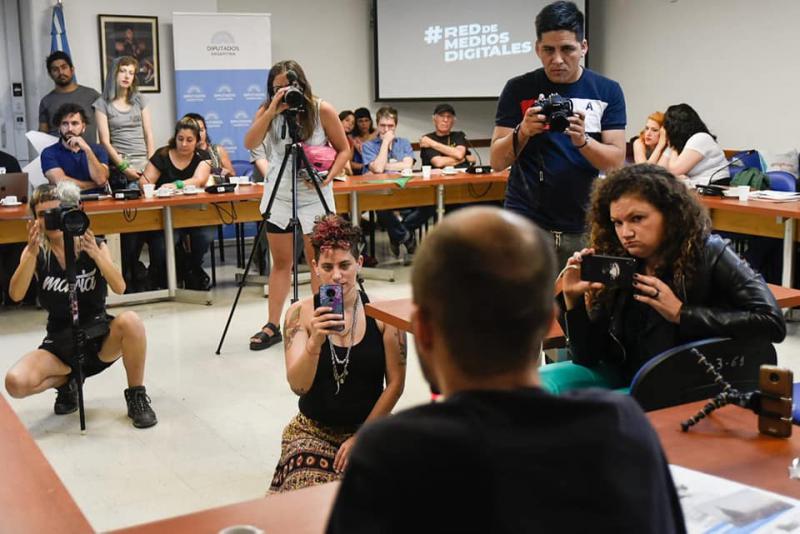 Medios digitales se organizan para democratizar la comunicaci&oacute;n en la Argentina