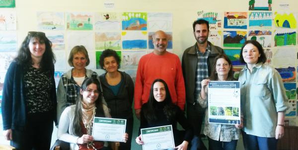 Entrega de subsidios a estudiantes de biolog&iacute;a