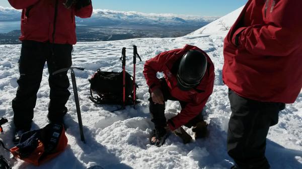 PR&Aacute;CTICAS DE B&Uacute;SQUEDA Y RESCATE DE PERSONAS