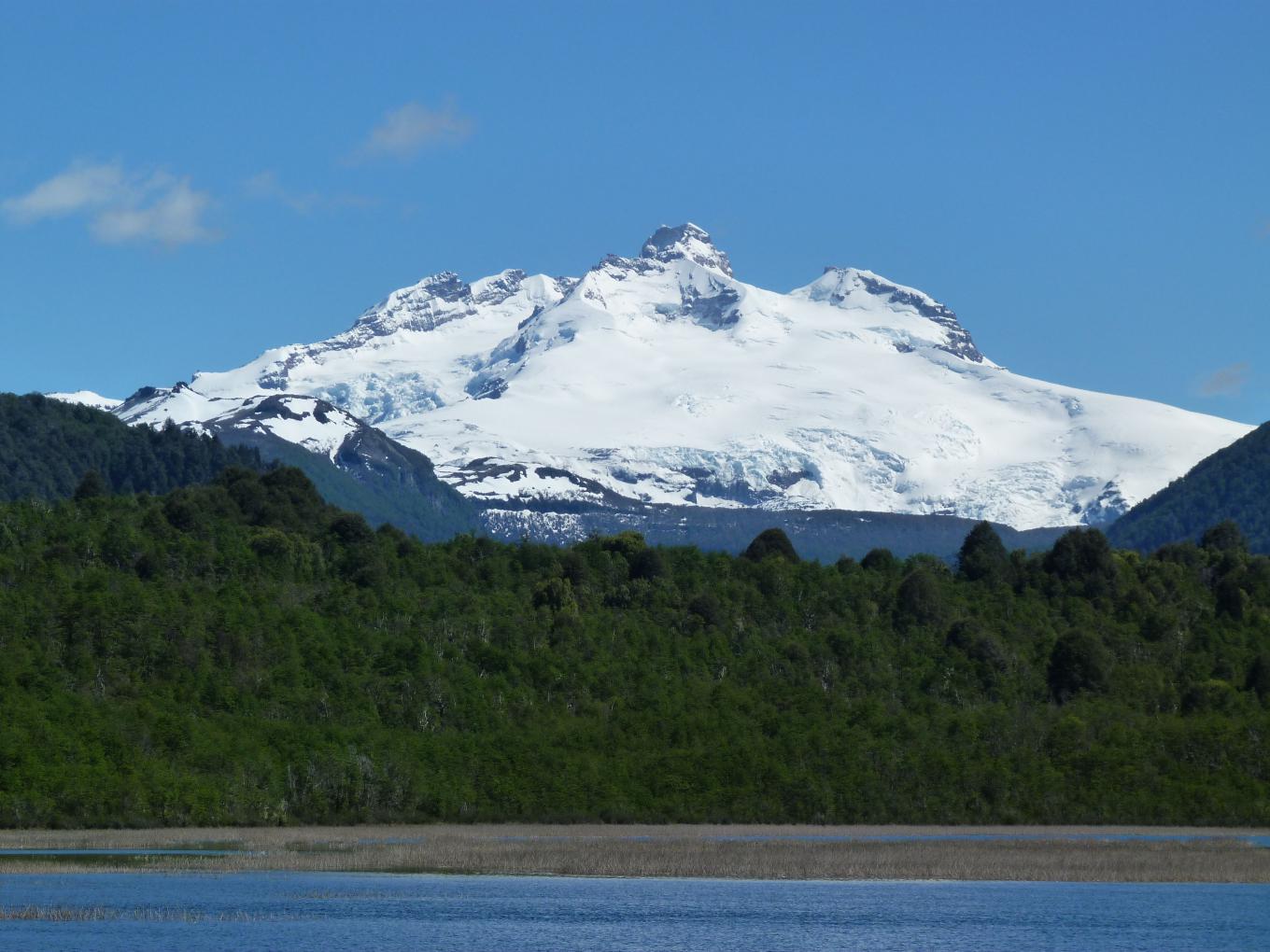 Tareas de mejoras y mantenimiento en el camino a Tronador y Lago Fonck