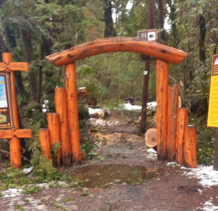 La Intendencia del Parque Nacional Nahuel Huapi informa que se habilita nuevamente el ingreso al sendero de Cascada de los Duendes