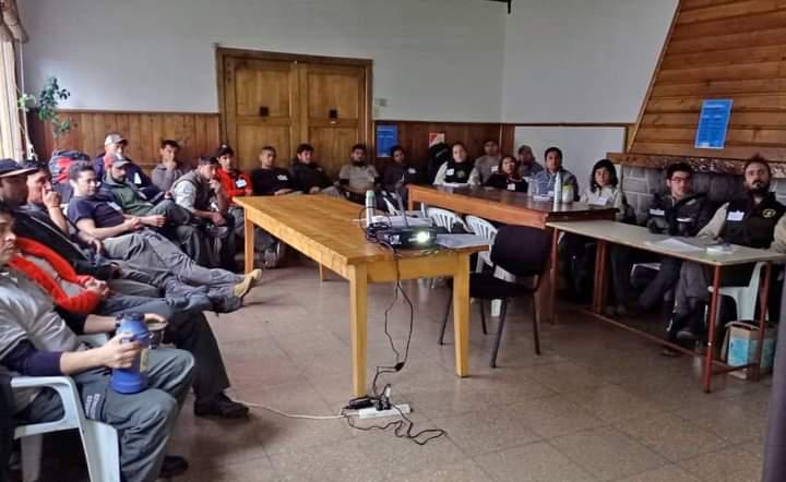 Educaci&oacute;n Ambiental capacita a las y los Agentes del Parque Nacional Nahuel Huapi