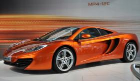 McLaren MP4-12C: espectacular lanzamiento