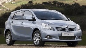 TOYOTA VERSO 2009