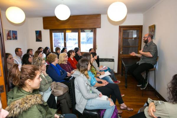 MILES DE PERSONAS DISFRUTAN  DE &#147;BARILOCHE A LA CARTA