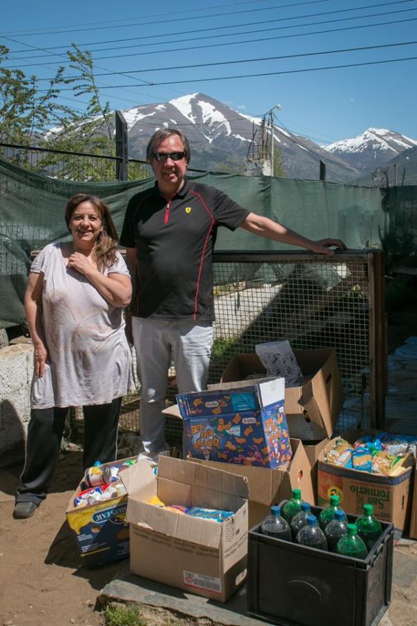 ASOCIACI&Oacute;N HOTELERA GASTRON&Oacute;MICA ENTREGO 200 KILOS  DE ALIMENTOS A HOGAR EMAUS Y GOTITAS DE ESFUERZO