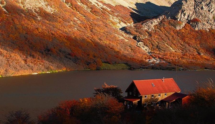 Oto&ntilde;o: temporada de colores y naturaleza.