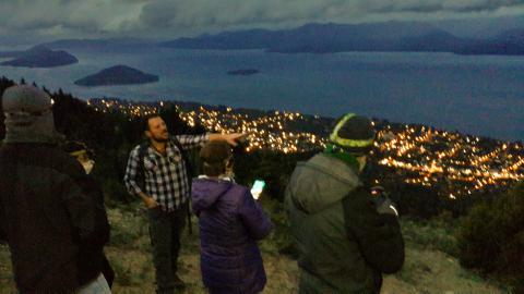 Trekking Nocturno - Excursiones en Bariloche ~ MONTAA y MSICA