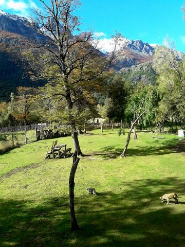 Cabalgatas al Refugio y Camping Casa de Campo en la montaa El Bolsn