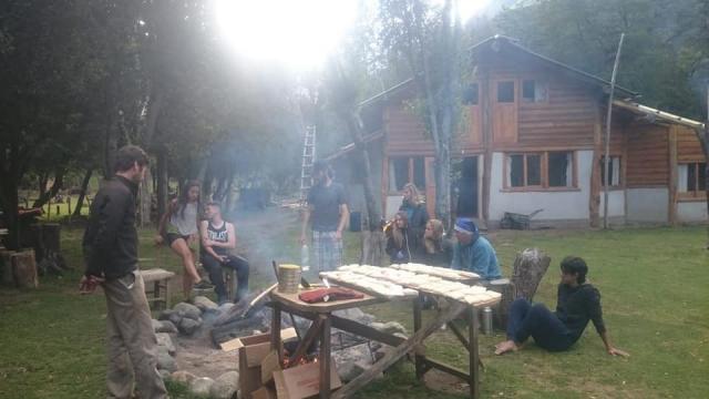 Cabalgatas al Refugio y Camping Casa de Campo en la montaa El Bolsn
