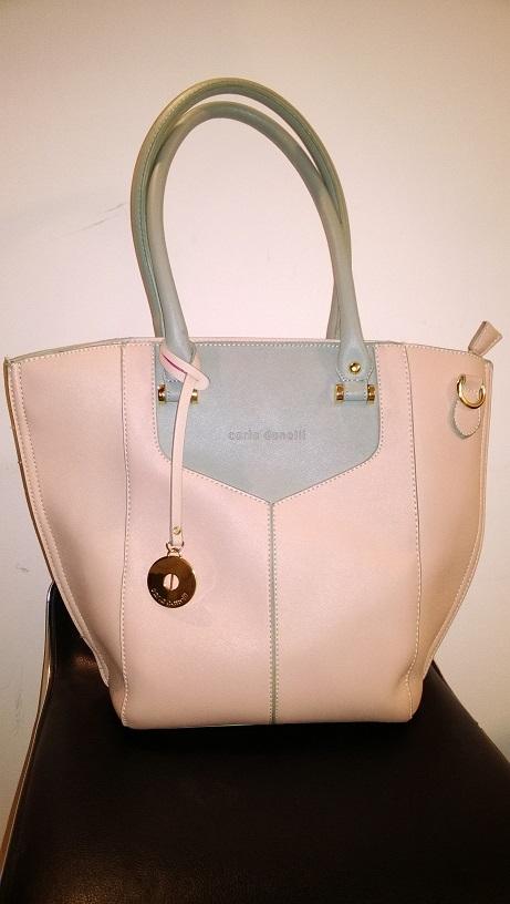 Vendo cartera Carla Danelli