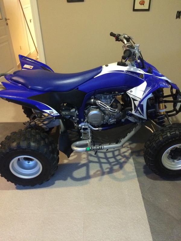 Vendo CUATRICICLO YAMAHA YFZ 450R