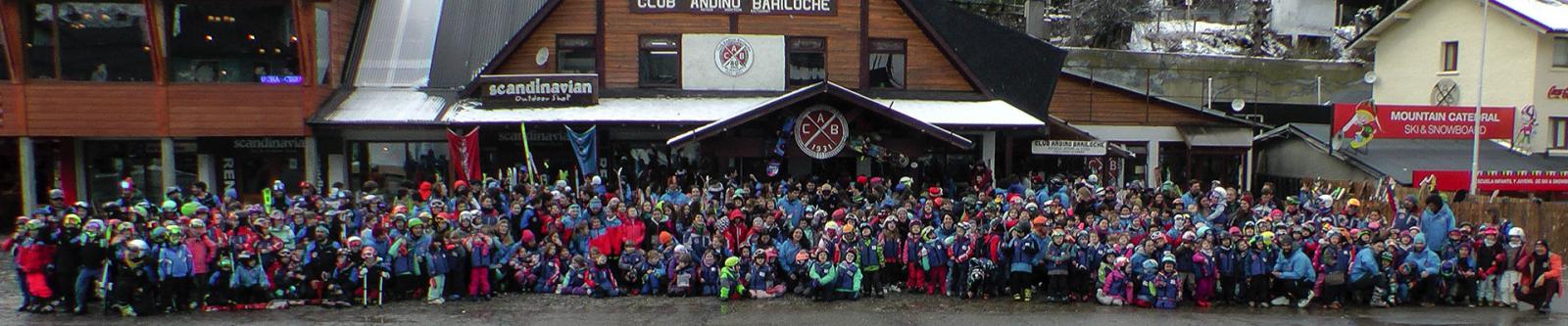 Empieza la venta de cursos para la temporada: Escuela juvenil de monta&ntilde;a, ski y snowboard