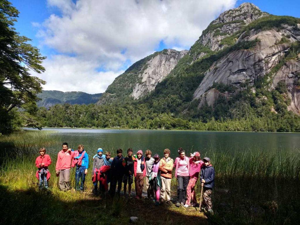 Primavera en la escuela juvenil de monta&ntilde;a