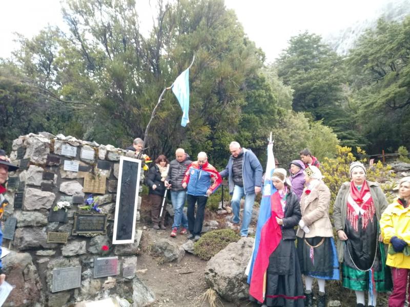 Emotivo homenaje en el d&iacute;a del Monta&ntilde;&eacute;s