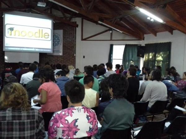 Comenz&oacute; el ciclo lectivo 2015 de la Universidad del Comahue Bariloche