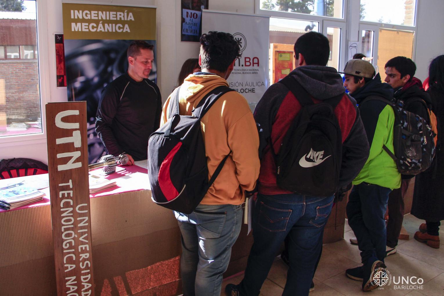 Cerca de 1.000 estudiantes secundarios recorrer&aacute;n la Muestra de Carreras de Educaci&oacute;n Superior P&uacute;blica en Bariloche