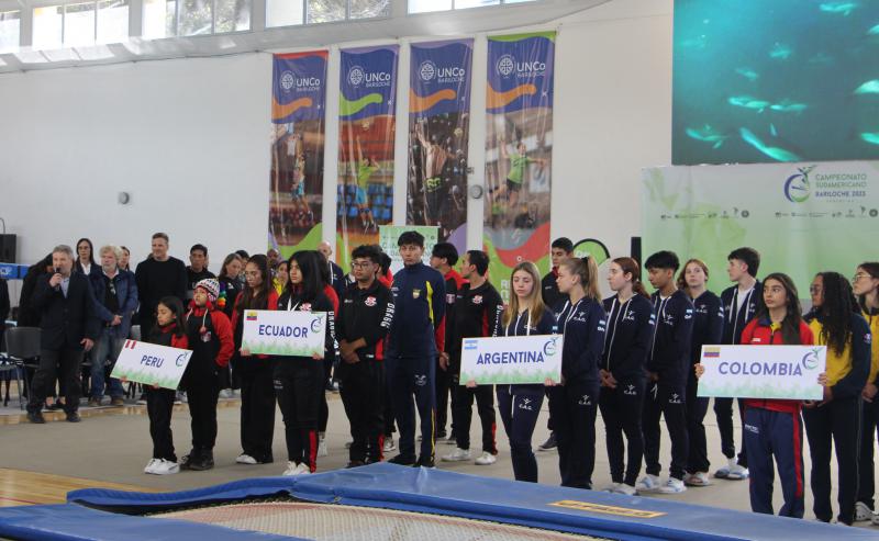 El Campeonato Sudamericano de Gimnasia de Trampol&iacute;n tambi&eacute;n se realiza en el Gimnasio Polideportivo de la UNCo Bariloche