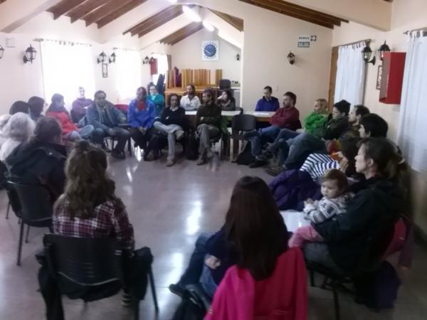 El nuevo Teatro de la Independencia re&uacute;ne a la comunidad teatral barilochense. 