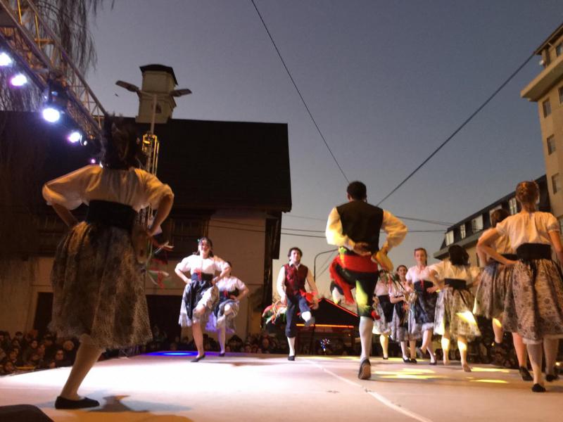 Gran regreso de la La Fiesta de las Colectividades Europeo  Argentinas en la Fiesta Nacional de la Nieve