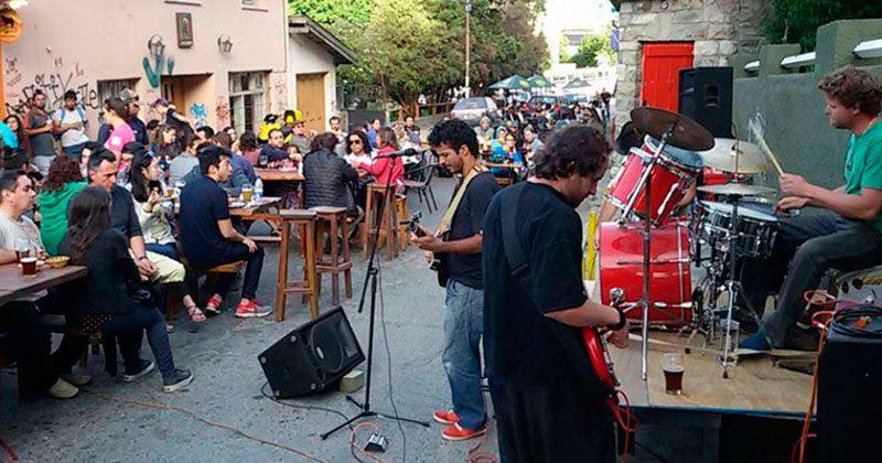 Volvi&oacute; el Paseo de Monta&ntilde;a, una propuesta que integra la gastronom&iacute;a y expresiones art&iacute;sticas