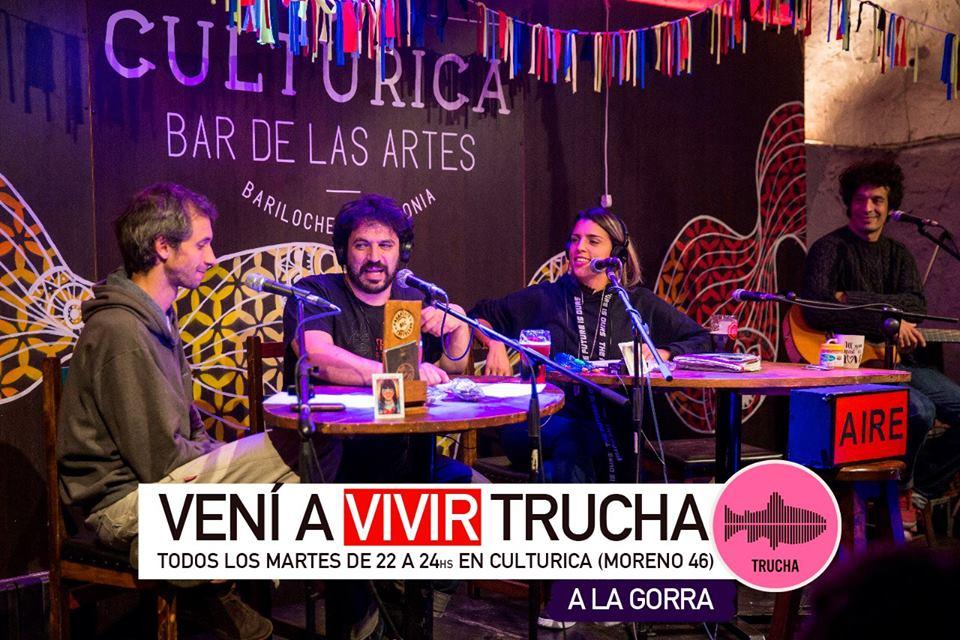 Trucha, el primer programa de radio en vivo con p&uacute;blico humano