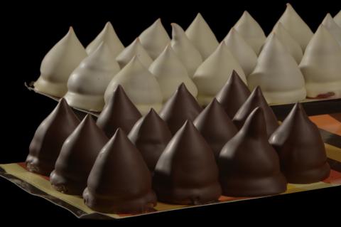 Conitos de Chocolate Blanco o Negro, rellenos de Dulce de Leche Dolce Rama Bariloche.jpeg