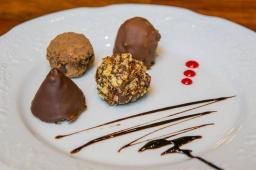 DEGUSTACION DE TRUFAS