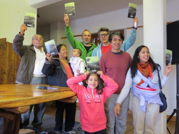 Presentaron publicaci&oacute;n intercultural de la Editora Municipal Bariloche