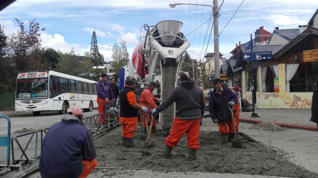 Precauci&oacute;n por tareas de pavimentaci&oacute;n sobre calle Belgrano