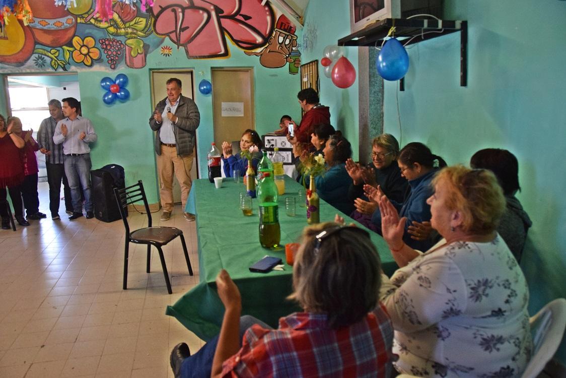 Emotivo festejo por los nueve a&ntilde;os del Centro de Abuelos del B&deg; Uni&oacute;n