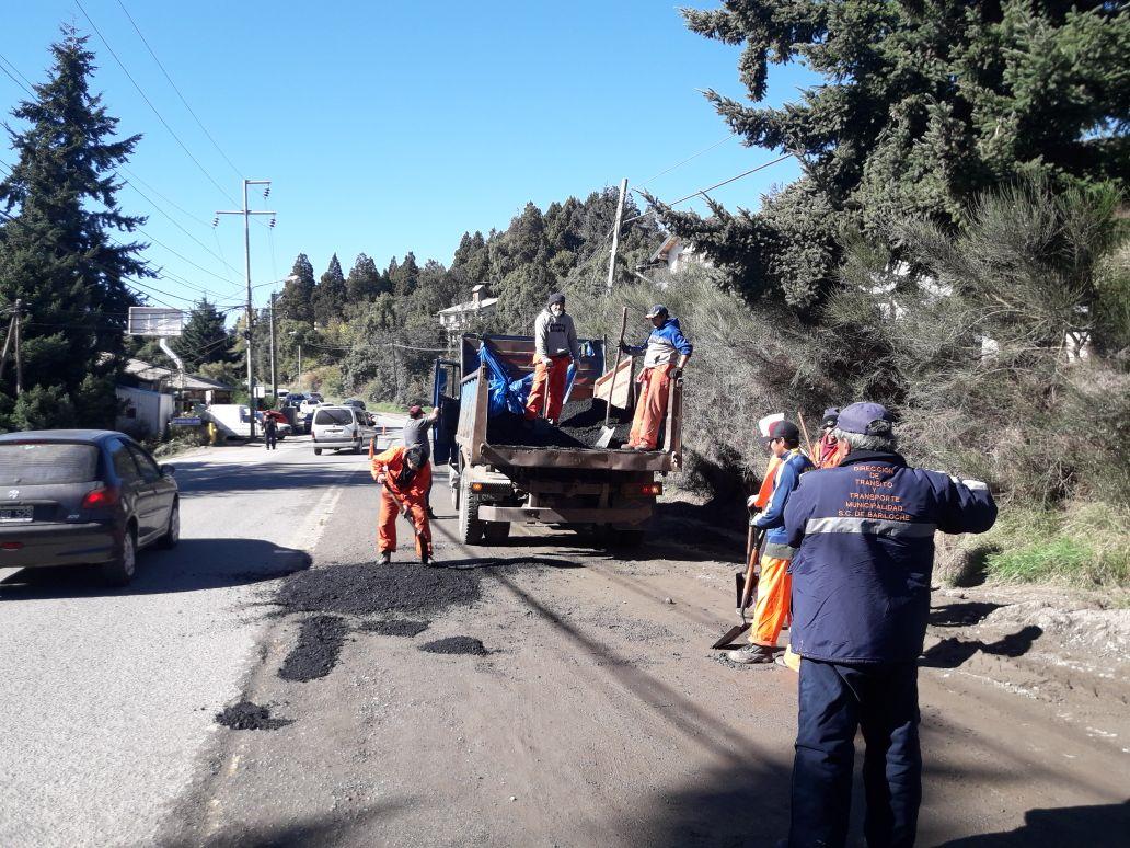 Precauci&oacute;n el Km 5 de Av. De los Pioneros por trabajos de bacheo