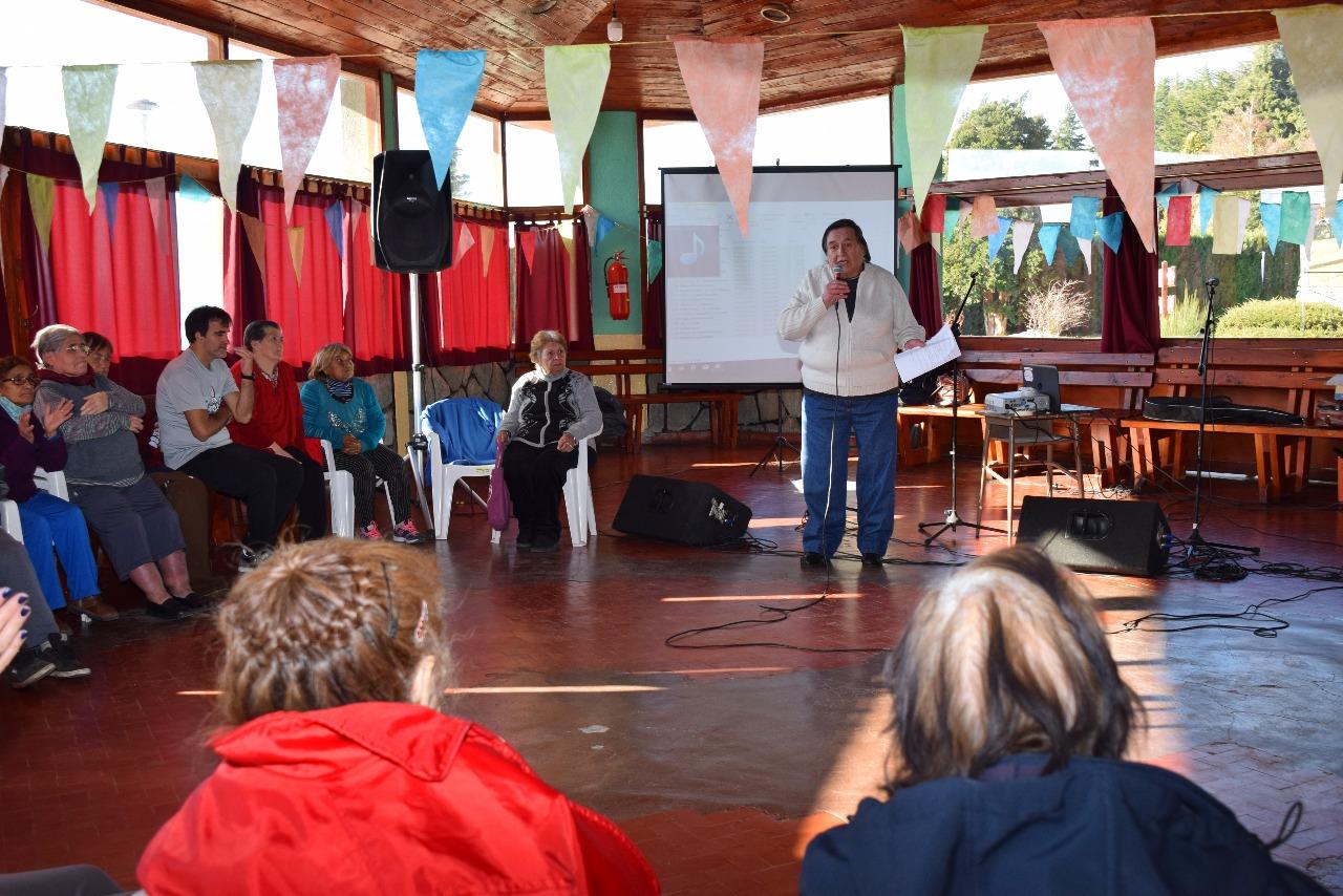 Los Adultos Mayores tuvieron su merecido festejo