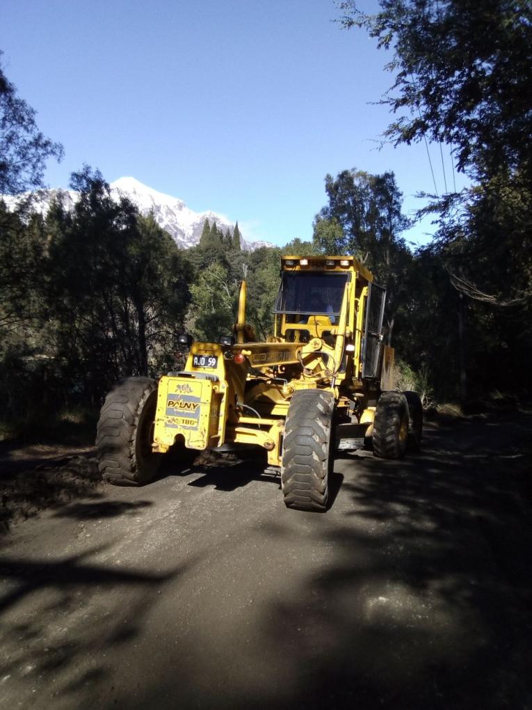 Delegaciones municipales trabajan en el arreglo de calles