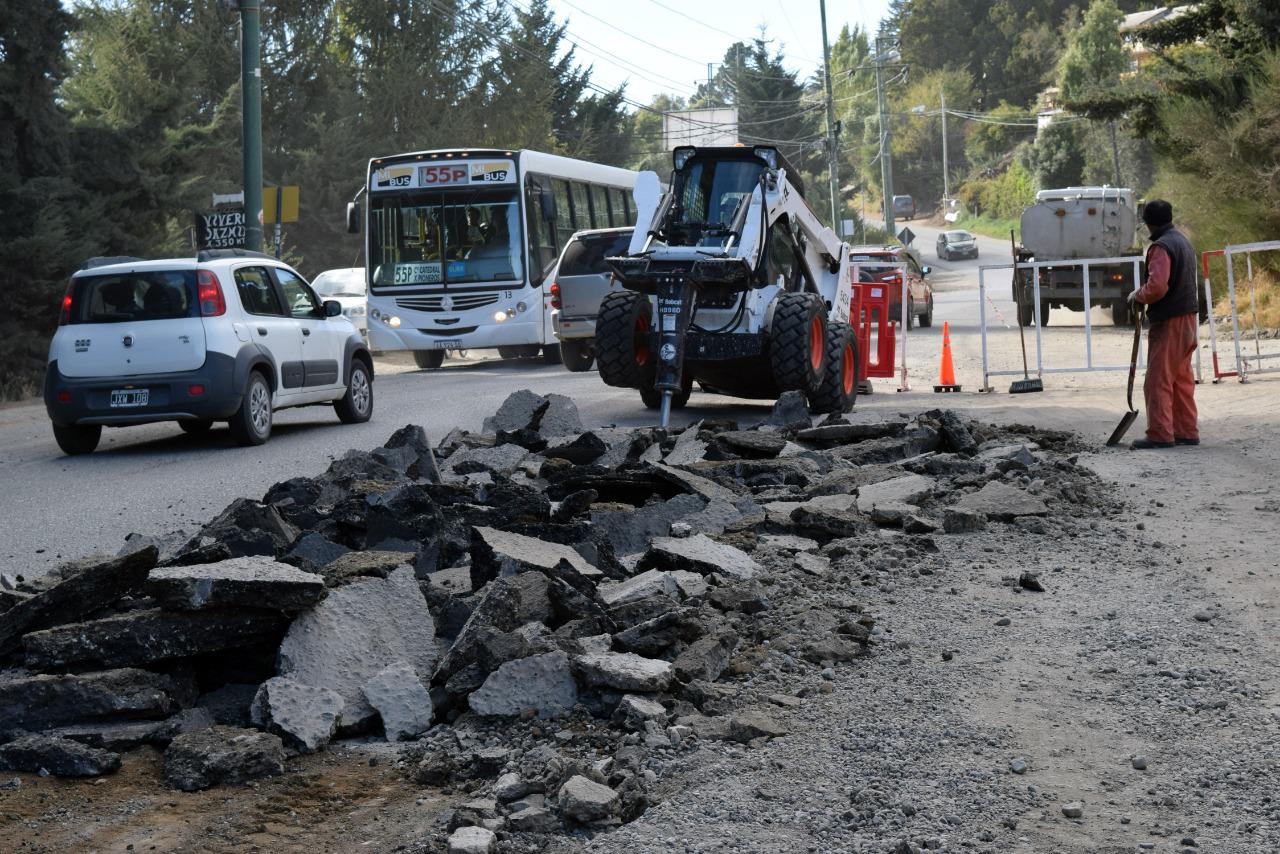 Contin&uacute;an las obras de hormigonado en Pioneros y Saihueque