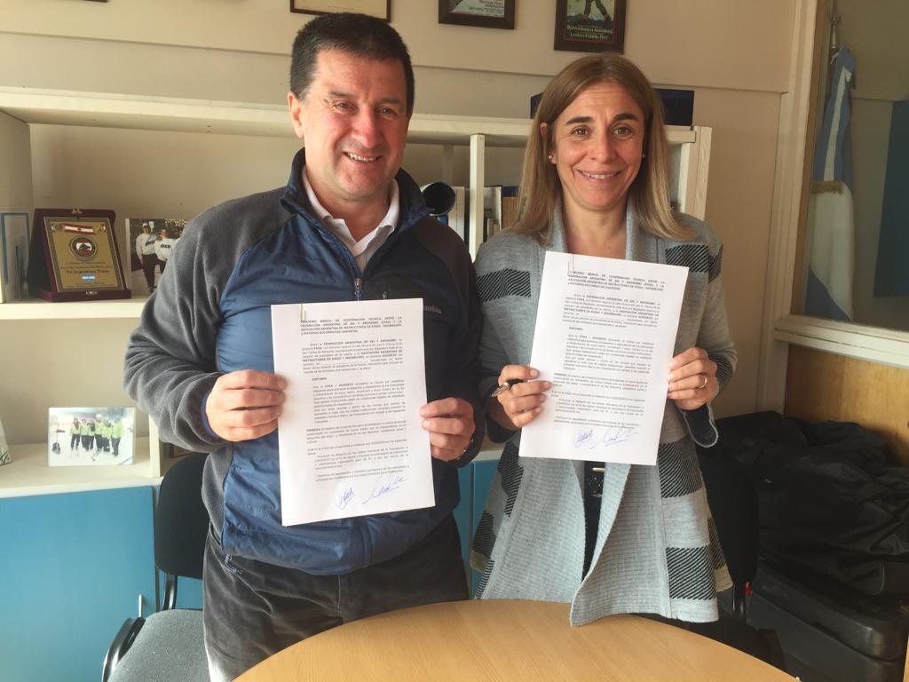 La FASA y AADIDESS firmaron un convenio de colaboraci&oacute;n t&eacute;cnica para optimizar la formaci&oacute;n de entrenadores e instructores