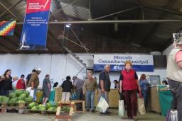 Frutas y verduras de Mendoza, El Bols&oacute;n y Choele Choel en el Mercado Comunitario