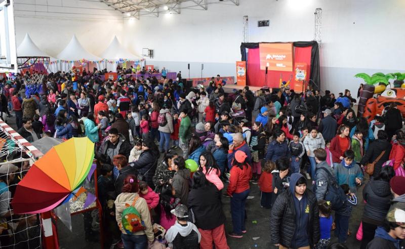 Concurrida y colorida tarde en la primera edici&oacute;n de los festejos por el D&iacute;a del Ni&ntilde;o