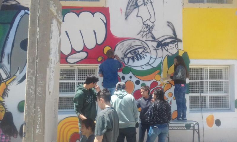 El esp&iacute;ritu de la Semana de los Derechos de lxs ni&ntilde;xs y adolescentes fue plasmado en un mural