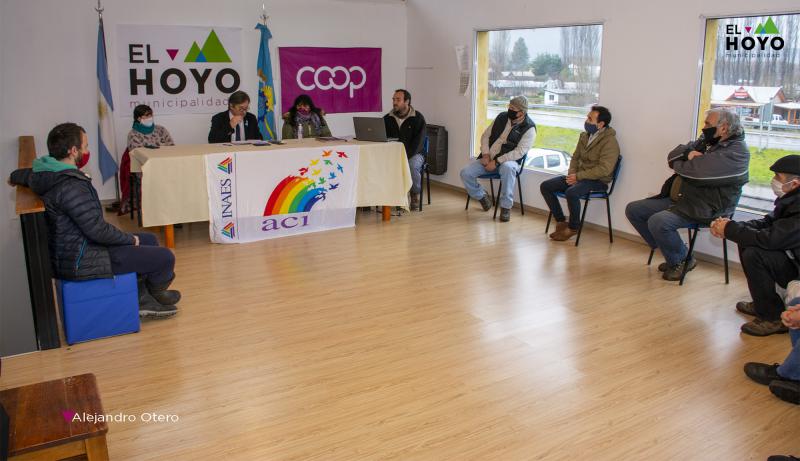 El Hoyo: crearon la primera Cooperativa de Desarrollo de la Argentina