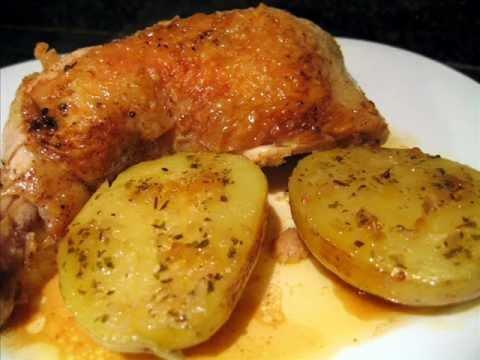 Pollo al horno con papas es el plato del d&iacute;a para este martes