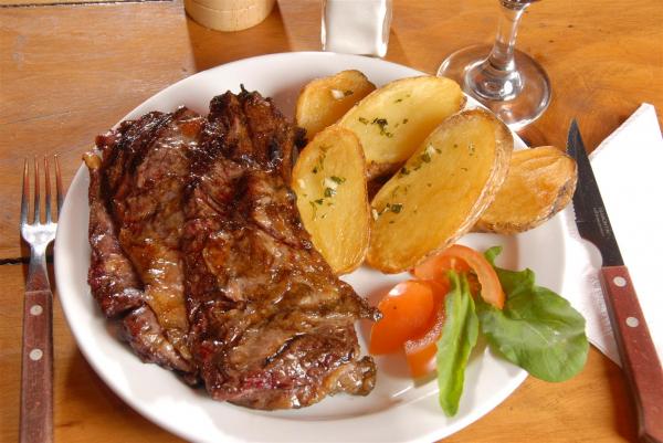 Plato del d&iacute;a miercoles : Carne al horno con papas