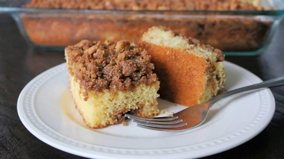 Para la merienda: cocin&aacute; un bizcochuelo con cubierta crocante