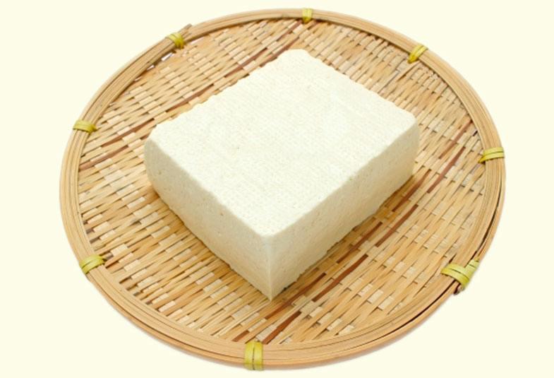 Tofu con tamari: receta vegana