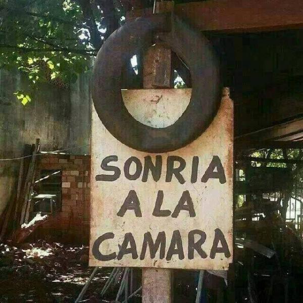 Sonrr&iacute;a ...,