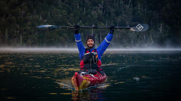 Lago conquistado: &uacute;ltimo tramo de la traves&iacute;a en kayak por el Nahuel Huapi